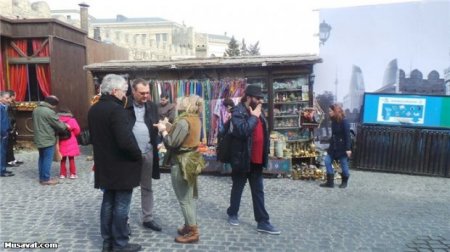 Bakıda Novruz bayramı xarici turistlərin gözü ilə