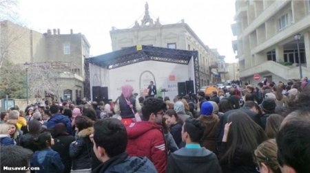 Bakıda Novruz bayramı xarici turistlərin gözü ilə
