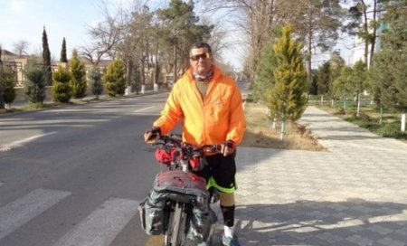 Tehrandan velosipedlə Bakıya Novruz bayramına