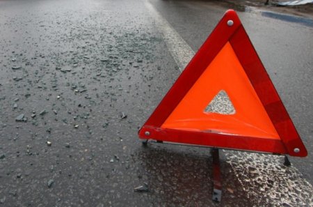 Bakıda sərnişin avtobusu qəza törətdi