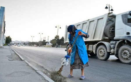 Masallıda süpürgəçini avtomobil vuraraq öldürüb