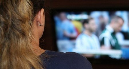 Seriala başı qarışan qadın ərinin necə öldürülməsini görməyib