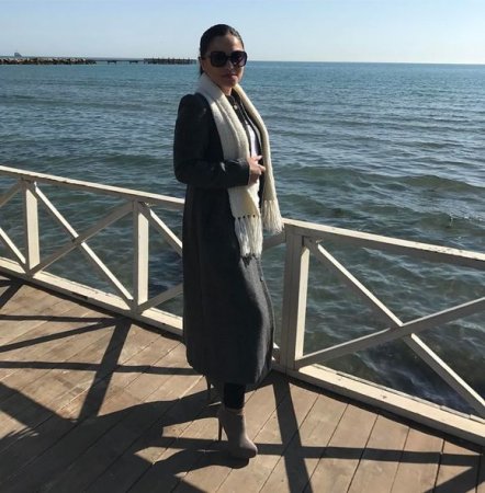 Tanınmış xəbər aparıcısı Azərbaycandan köçdü