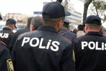 Bakıda polislərin üstünə kimyəvi məhlul atdılar, ölən var