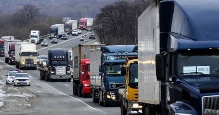 Dağıstanda etiraz edən sürücülər mühasirəyə alındı