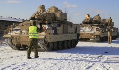 ABŞ tankları Moskvanın 700 kilometrliyində