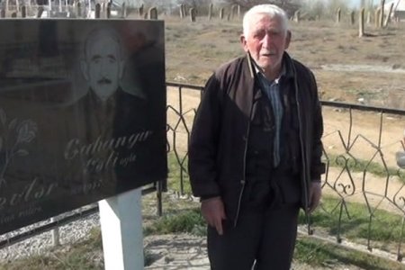Goranboy sakini öz şəklini həyat yoldaşının başdaşına çəkdirib
