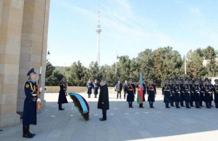 Azərbaycan və Qazaxıstan prezidentlərinin geniş tərkibdə görüşü keçirilib