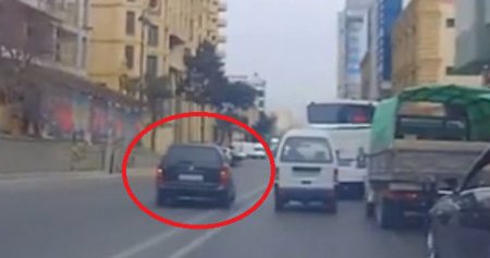 Yol polisinin və kameranın qarşısında qayda pozdu