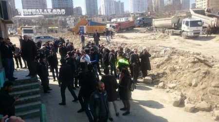 İcra başçısı: "Rəhbərlik tapşırdı ki, söküntünü dayandıraq"