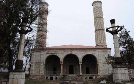 İran səfiri məscid məsələsinə görə XİN-ə çağırıldı
