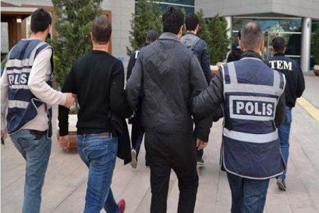 Türkiyədə seçki məntəqəsinin qarşısında atışma: Ölənlər var