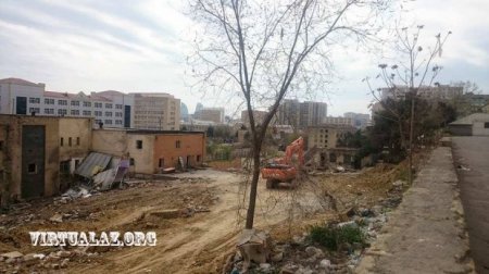 Bakının mərkəzində prezidenti hiddətləndirən vandalizm: buldozerlər gecə hücum edib...