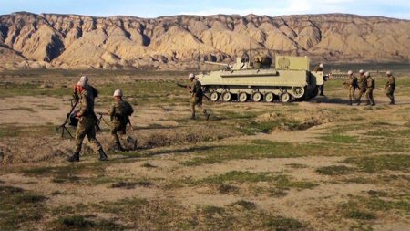 Azərbaycan ordusu öz gücünü nümayiş etdirdi
