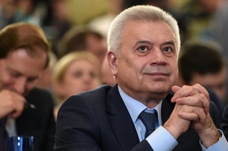 Vahid Ələkbərov 5,6 milyard dollar qazandı
