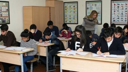 DİM: IX və XI sinifdə oxuyan 91 şagird yazıb-oxumağı bacarmır