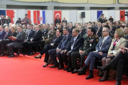 Nəcməddin Sadıkov Xorvatiyada Beynəlxalq müdafiə sərgisində