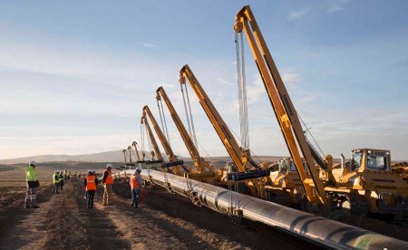 Azərbaycanın 40 milyard dollarlıq layihəsinə qarşı təxribatlar: işçilər daşa basılıb, söyülüb...