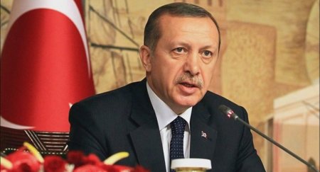 Ərdoğan Rusiya hərbçilərinin terrorçularla çəkdirdikləri şəkilləri Putinə verdi