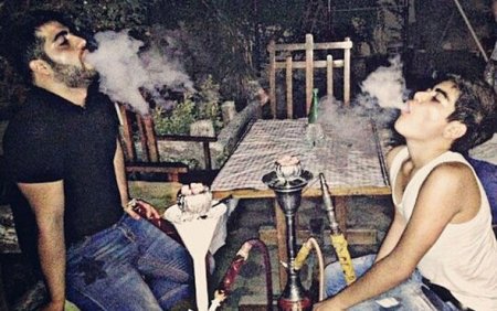 14 yaşlı biznesmen oğlunun eyş-işrətli gecə həyatı