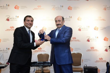 Bakı Şopinq Festivalına görə bir qrup şəxs mükafatlandırıldı