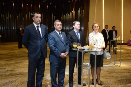 Bakı Şopinq Festivalına görə bir qrup şəxs mükafatlandırıldı