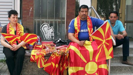 Makedoniya NATO-ya görə adını dəyişməyə hazırdır