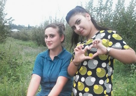 İtkin düşən nişanlı qızlar tapıldı