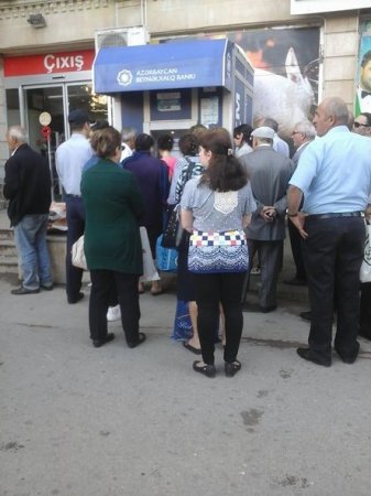 Təqaüdçülərə şad xəbər: Pensiyalar verildi