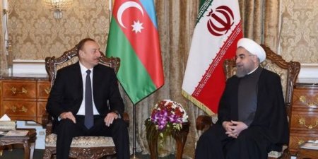 Ruhani prezident İlham Əliyevə məktub göndərib