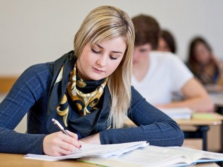 57 mindən çox şagird buraxılış imtahanı verib