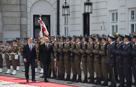 İlham Əliyev Polşada rəsmi səfərdədir