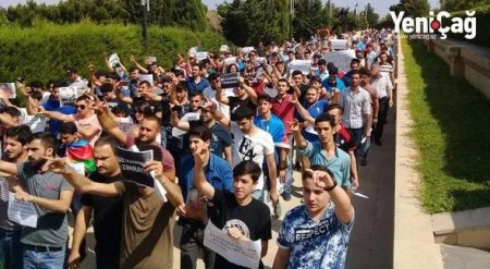 Bakıda Zəhraya görə yürüş keçirildi