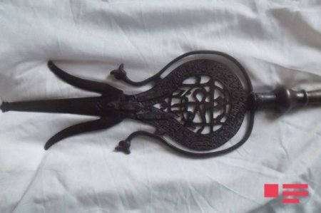 Astarada Səfəvilərin döyüş bayrağı satışa çıxarıldı