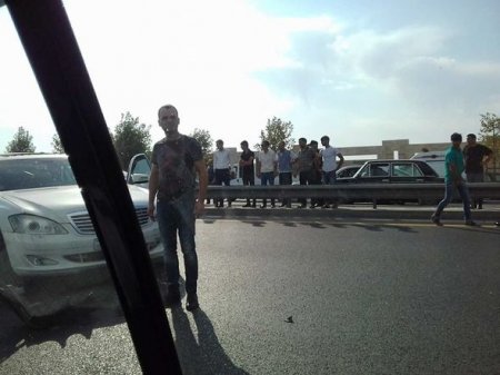 Aeroport yolunda dəhşətli qəza: 2 nəfər öldü