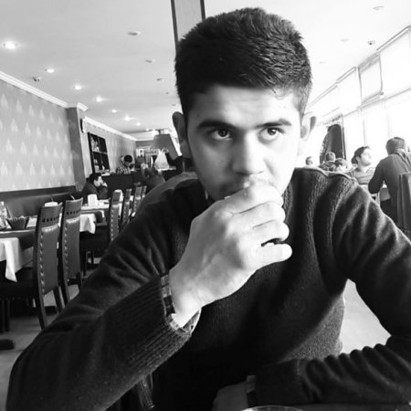 Bakıda bacısı ilə yazışan oğlanı doğradı