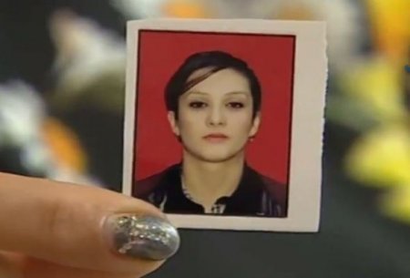 Qayınana hoteldə tutduğu gəlininin çılpaq şəkillərini efirdə göstərdi