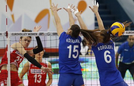 Voleybol üzrə Avropa çempionatında son yarımfinalçı müəyyənləşib