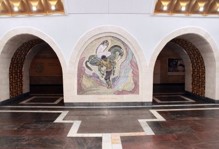 "Nizami" stansiyası yenilənmiş görkəmi ilə
