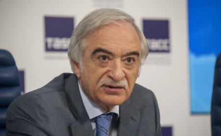 Polad Bülbüloğlu YUNESKO-nun baş direktoru vəzifəsinə namizədliyini geri götürdü