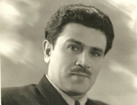 Məşhur bəstəkar Qəmbər Hüseynlinin də barelyefi oğurlandı