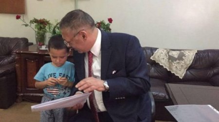 Anası öldürülən 4 yaşlı azərbaycanlı uşaq Bağdaddan Bakıya gətirildi