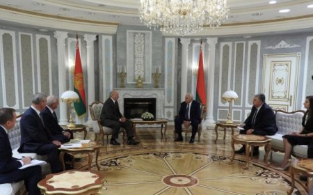 Lukaşenko Azərbaycana yeni silahlar satacaqlarına eyham vurdu: “Bunu heç kimdən gizlətmirik...”