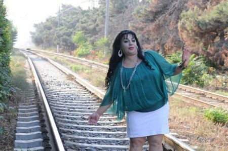 Həbsdən çıxan Maral Tahirqızı: Səsimin üstünə səs gəldi