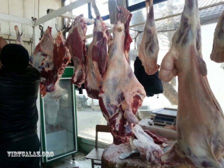 Bakının mərkəzində uşaqların gözü qarşısında baş kəsənlər kimdir?