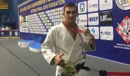Azərbaycan cüdoçusu erməni rəqibini məğlub edərək gənclər arasında dünya çempionu olub