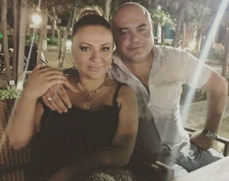 Azərbaycanlı aktrisa: Qadın ac balasına namus yedirə bilməz