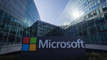 “Microsoft” “Google Play”ə rəqib yaratdı