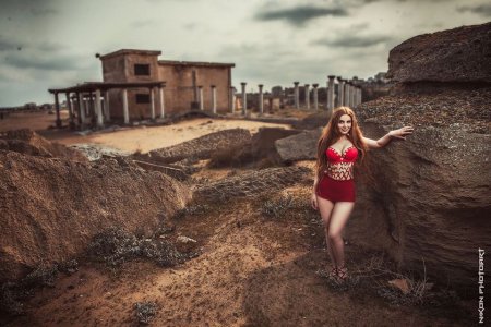 Azərbaycanlı modelin göz qamaşdıran fotoları