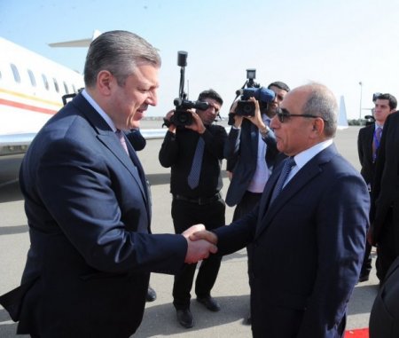 İlham Əliyev: “Bəziləri Bakı-Tbilisi-Qars layihəsinin reallaşacağına inanmırdılar”